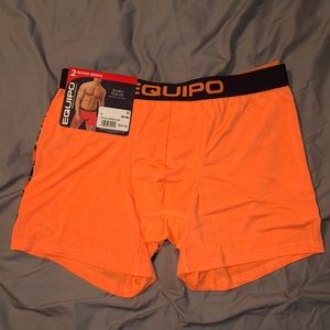 2 pairs of boxer briefs